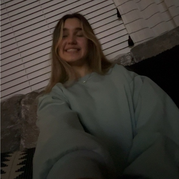 meet your Posher, Ava - Picture 1 of 1